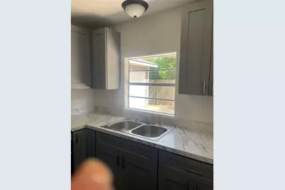 2629 N Camp Circle #A, La Marque, TX 77568 - Photo 4