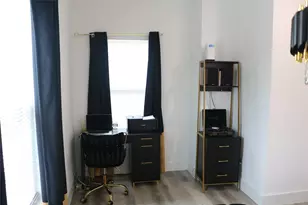 5204 Gold St A, Houston, TX 77026 - Photo 8