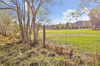 576 County Road 614, Dayton, TX 77535 - Photo 22
