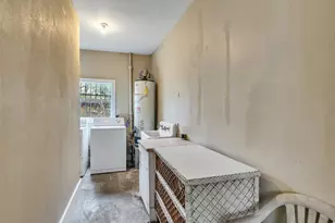 1411 Lawson St, Houston, TX 77023 - Photo 28