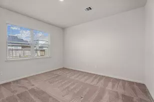 15215 Snowdrop Field Dr, Humble, TX 77396 - Photo 24