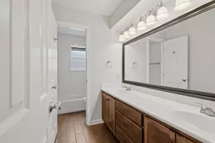 106 Wedgewood Ave, Hitchcock, TX 77563 - Photo 22