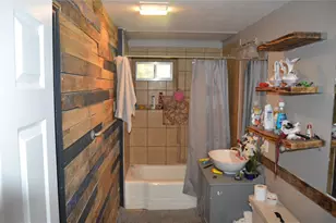 135 W 5th St, Kemah, TX 77565 - Photo 6