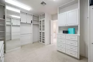 33 N Creekside Ct, Houston, TX 77055 - Photo 22