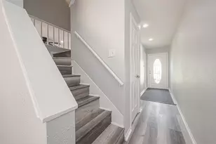 12829 Briarwest Cir, Houston, TX 77077 - Photo 34