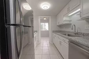 12829 Briarwest Cir, Houston, TX 77077 - Photo 20