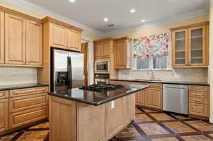 6310 Hermann Lake Dr, Houston, TX 77021 - Photo 8