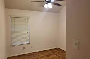 5406 Meadow Canyon, Sugar Land, TX 77479 - Photo 8