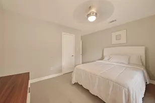 11102 Hillcroft Ave, Houston, TX 77096 - Photo 24