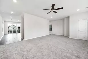 14954 Eagle Feather Dr, Houston, TX 77090 - Photo 18