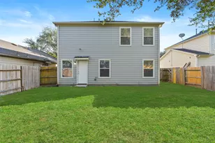 822 Grand Plains Dr, Houston, TX 77090 - Photo 28