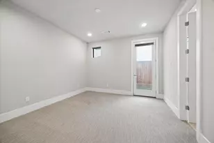 5707 Larkin St, Houston, TX 77007 - Photo 26