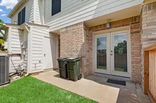 2810 Grants Lake Blvd, Sugar Land, TX 77479 - Photo 24