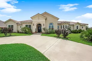 230 Lawrence Marshall Dr, Hempstead, TX 77445 - Photo 2
