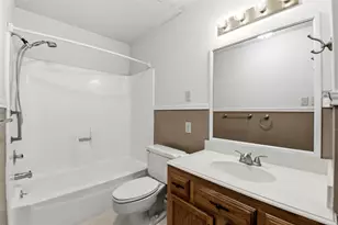 235 Thunderbird Ct, Conroe, TX 77304 - Photo 34