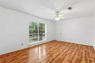 235 Thunderbird Ct, Conroe, TX 77304 - Photo 28