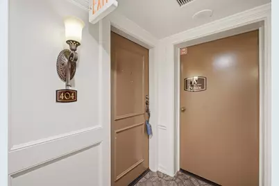 3525 Sage Road #404, Houston, TX 77056 - Photo 2