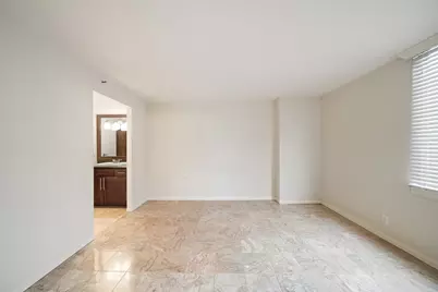 3525 Sage Road #404, Houston, TX 77056 - Photo 8