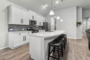 2811 Bisbee Rd, League City, TX 77573 - Photo 4