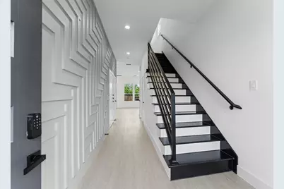 3135 Crane St Unit B, Houston, TX 77026 - Photo 2