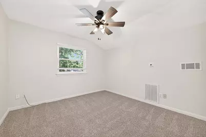 10602 Longmont Drive, Houston, TX 77042 - Photo 38