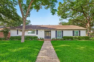 10602 Longmont Dr, Houston, TX 77042 - Photo 1