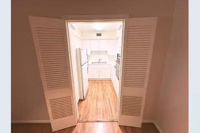 2600 Bellefontaine Street #A18, Houston, TX 77025 - Photo 8