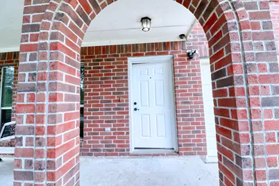 8723 Creek Willow Dr, Tomball, TX 77375 - Photo 2