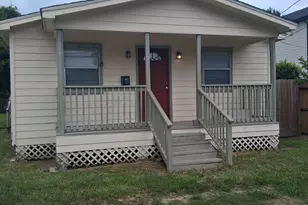 838 Mansfield St, Houston, TX 77091 - Photo 1