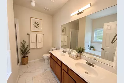 1625 Claremont Garden Circle, Houston, TX 77047 - Photo 12