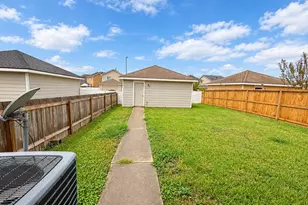 1625 Claremont Garden Cir, Houston, TX 77047 - Photo 18