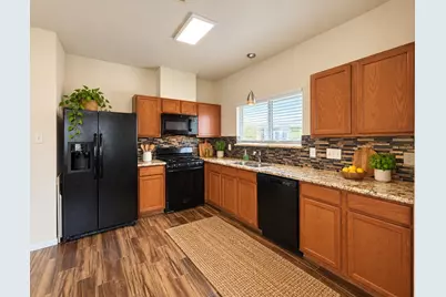 1625 Claremont Garden Circle, Houston, TX 77047 - Photo 6