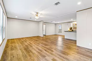 753 Sunny Dr, Livingston, TX 77351 - Photo 2