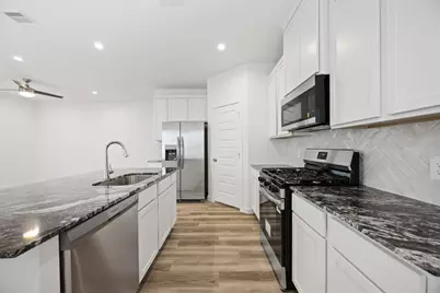 10313 Lancaster Forest Lane, Houston, TX 77051 - Photo 4