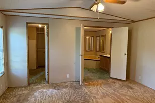 107 Twin Creek Dr, Huntsville, TX 77320 - Photo 10