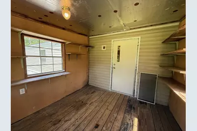 107 Twin Creek Drive, Huntsville, TX 77320 - Photo 20