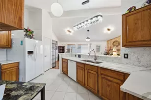 17331 Gaucho Dr, Houston, TX 77083 - Photo 10