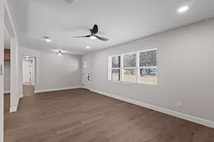 880 Norbert St, Bridge City, TX 77611 - Photo 4