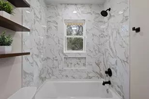 880 Norbert St, Bridge City, TX 77611 - Photo 20