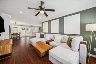 4415 Grass Valley St, Houston, TX 77018 - Photo 6
