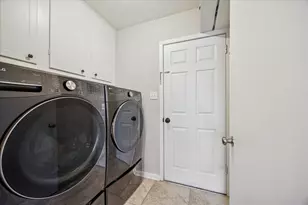 4415 Grass Valley St, Houston, TX 77018 - Photo 14