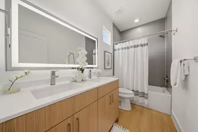 6514 Luce Street #A/B, Houston, TX 77087 - Photo 12