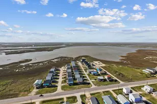 203 Sandpebble Pl, Surfside Beach, TX 77541 - Photo 8