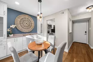 1300 Fairview Ave, Houston, TX 77006 - Photo 10