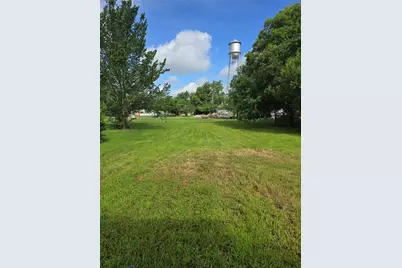 115 S Dallas Street, Bremond, TX 76629 - Photo 2