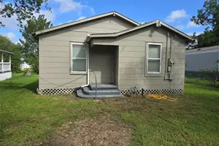 115 S Dallas St, Bremond, TX 76629 - Photo 14