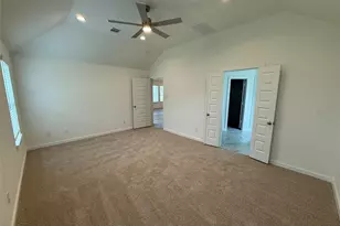 814 Orchard Vale Rd, Rosharon, TX 77583 - Photo 2