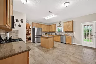 8003 Vista Del Rancho Dr, Houston, TX 77083 - Photo 14