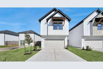 8653 Sunderland Road, Houston, TX 77028 - Photo 2