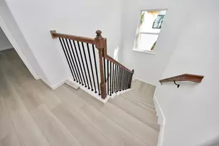 8653 Sunderland Rd, Houston, TX 77028 - Photo 6